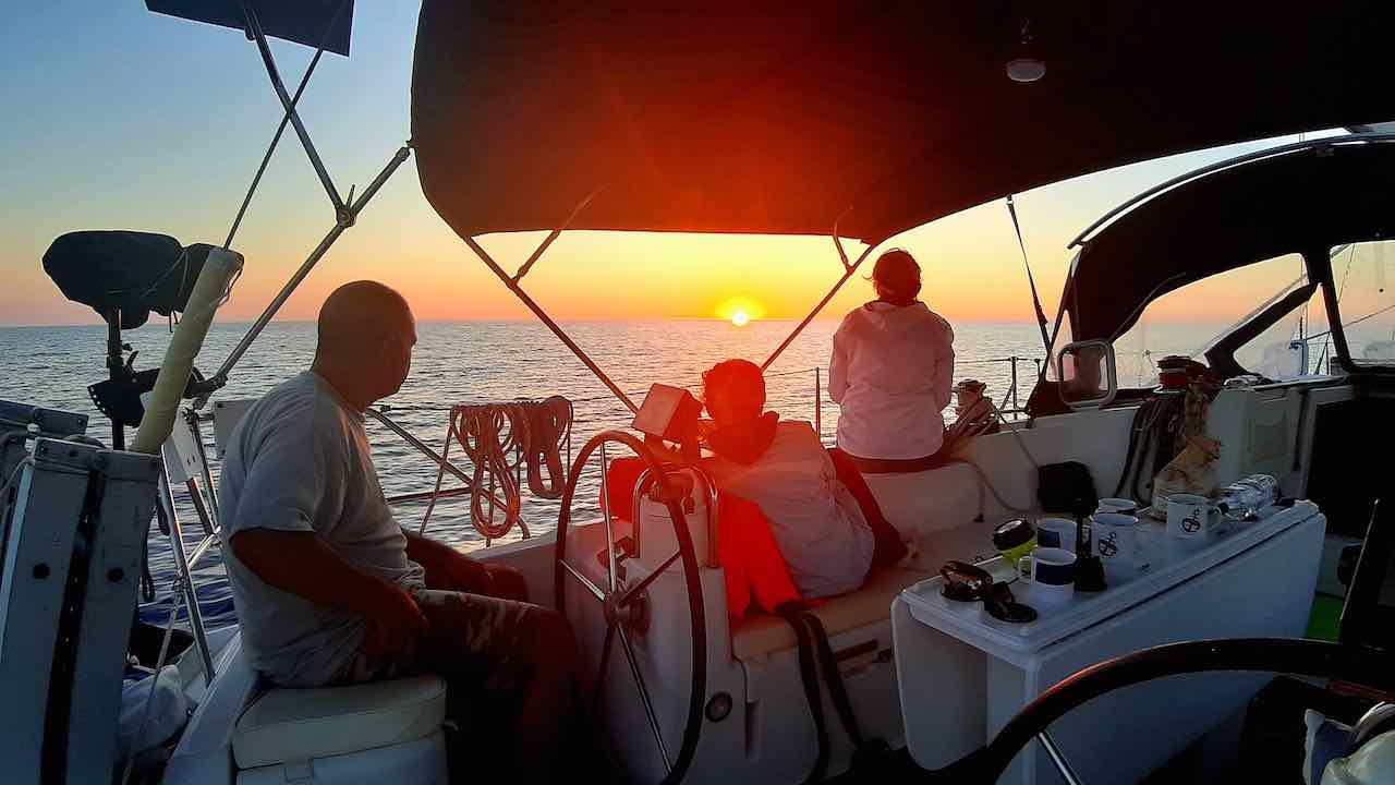 TRAVERSATA-SARDEGNA-SICILIA-alba tramonto per web TRAVERSATA-SARDEGNA-SICILIA